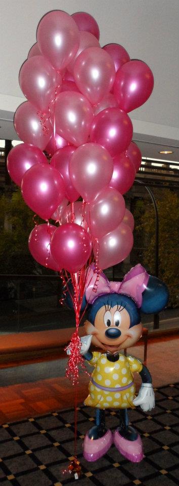 Chodící balonek foliový Minnie 132cm